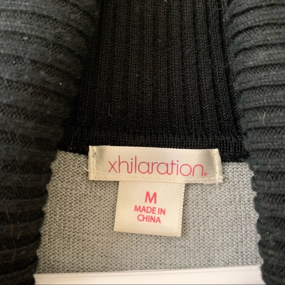 🌷3 for$25🌷Xhilaration, US M, Black & Grey Stripe Bodycon Turtleneck Knit Dress - Picture 7 of 9